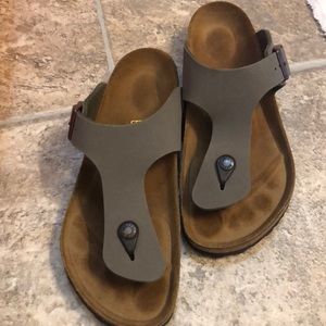 birkenstocks “ramses” stone color size 39